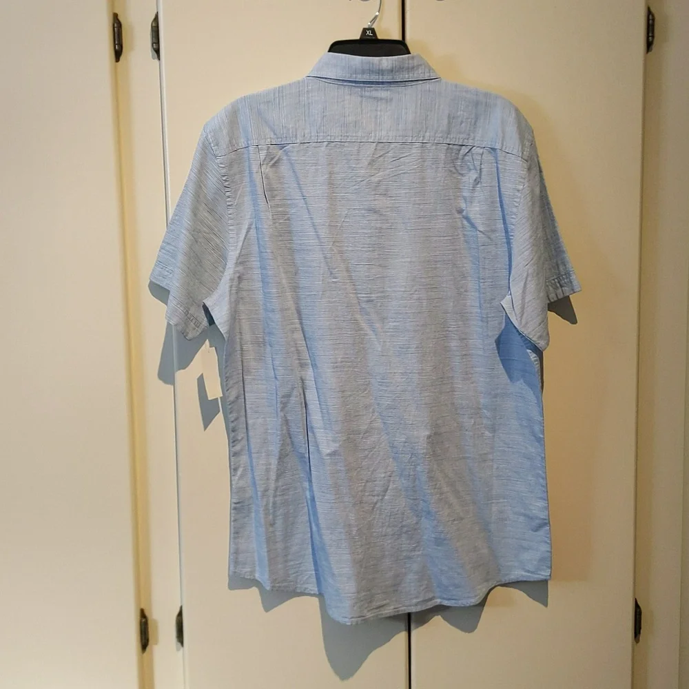 Mens button down - Picture 3 of 3